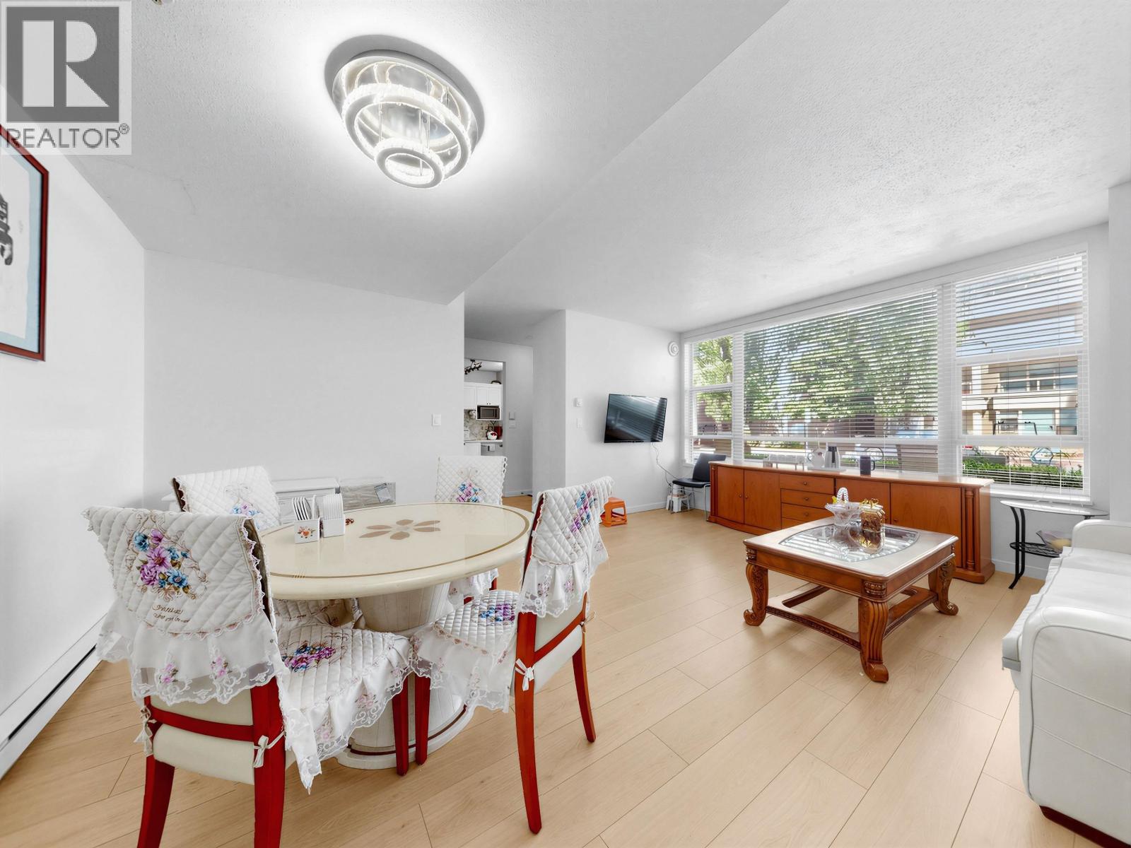 8268 Saba Road Property Photo 1