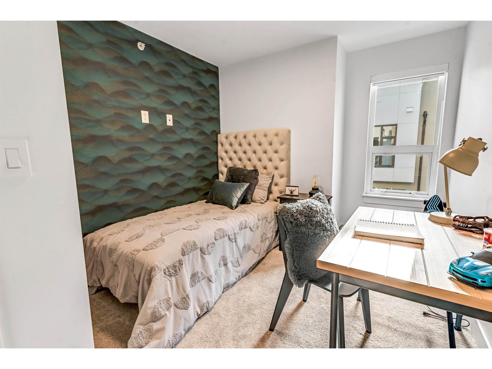 11 7946 204 Street Property Photo 33