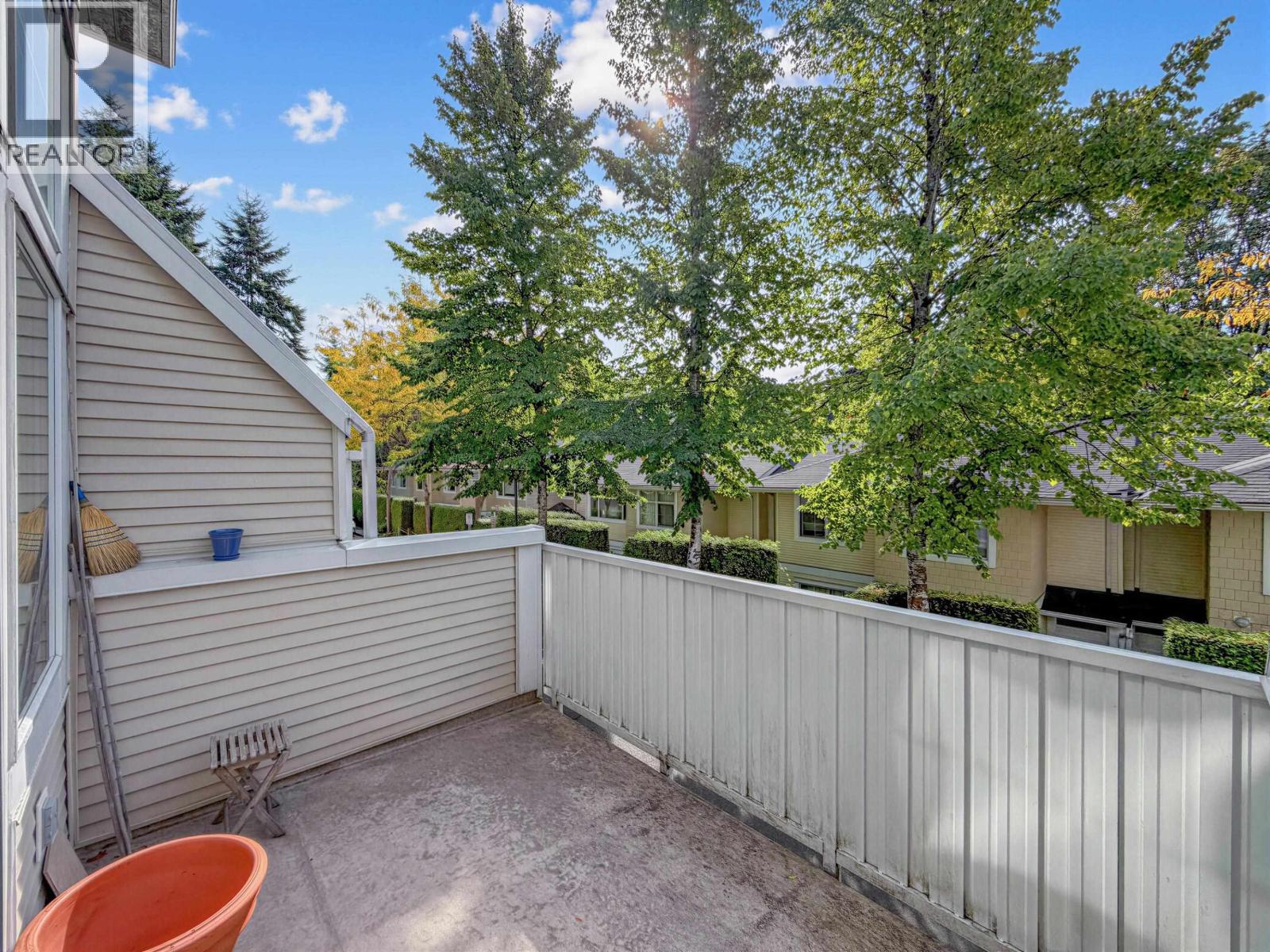 4 3592 Whitney Place Property Photo 12