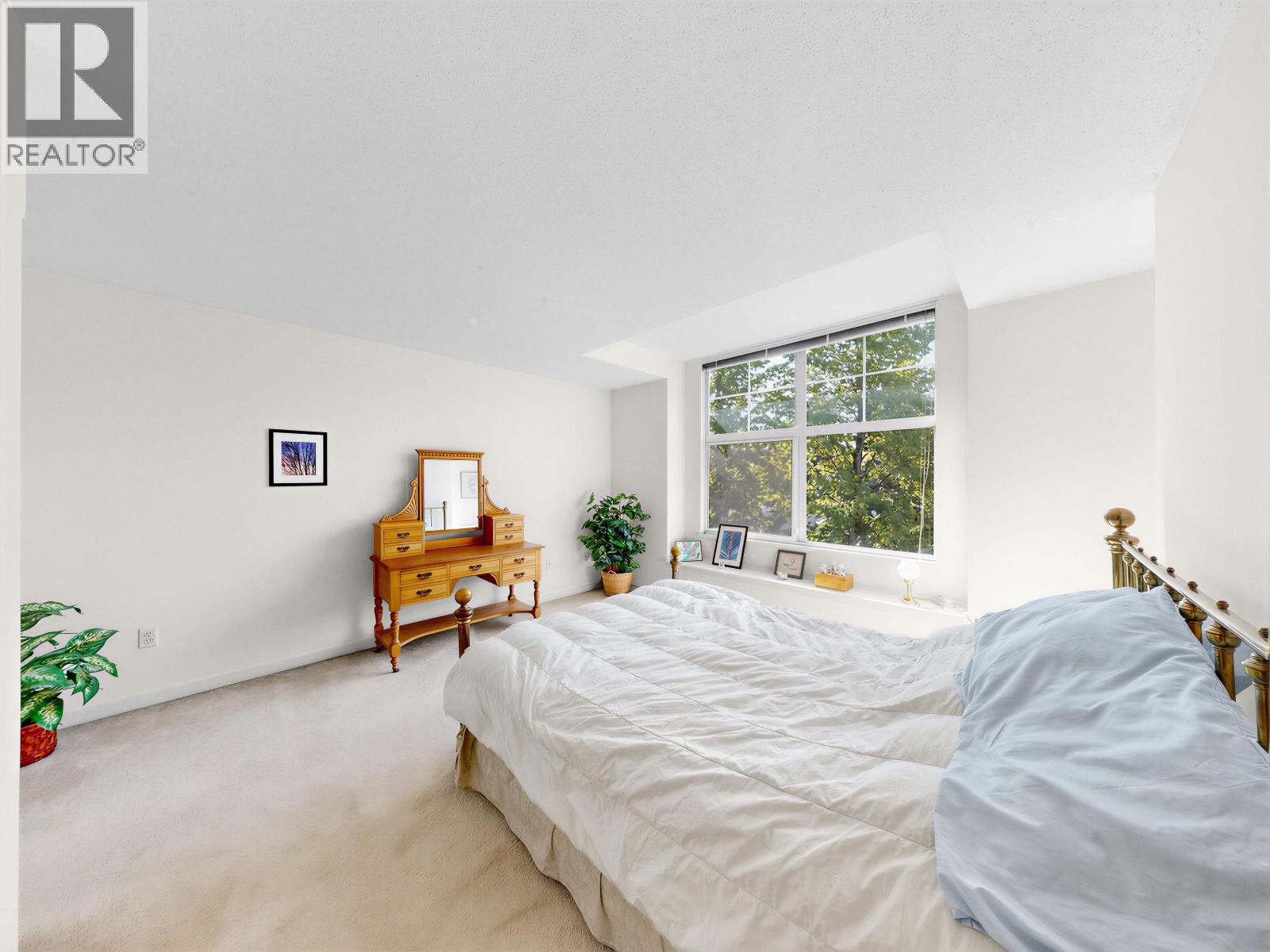 4 3592 Whitney Place Property Photo 21