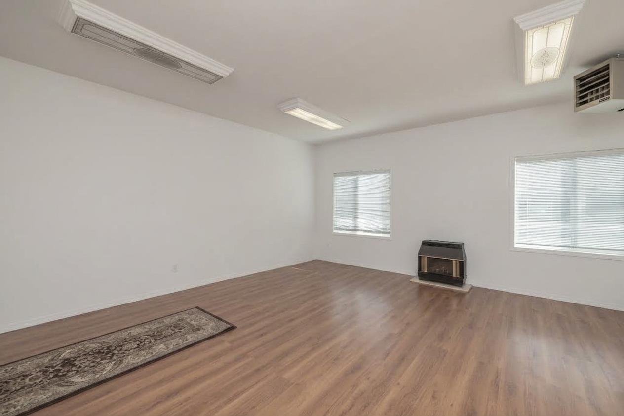 4458 Benz Crescent Property Photo 26