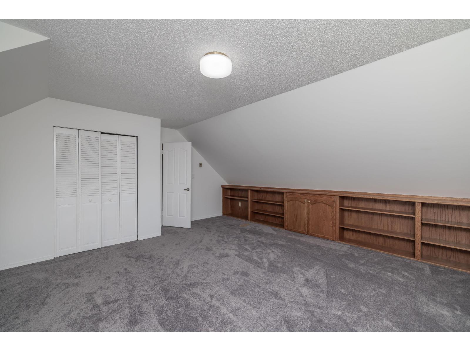 4458 Benz Crescent Property Photo 29