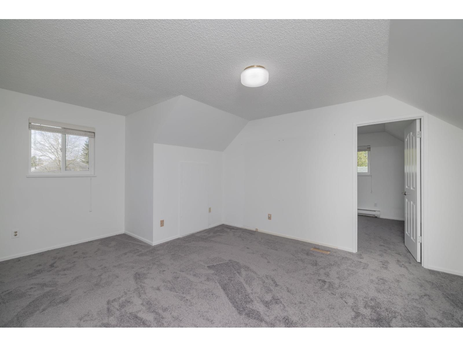 4458 Benz Crescent Property Photo 32