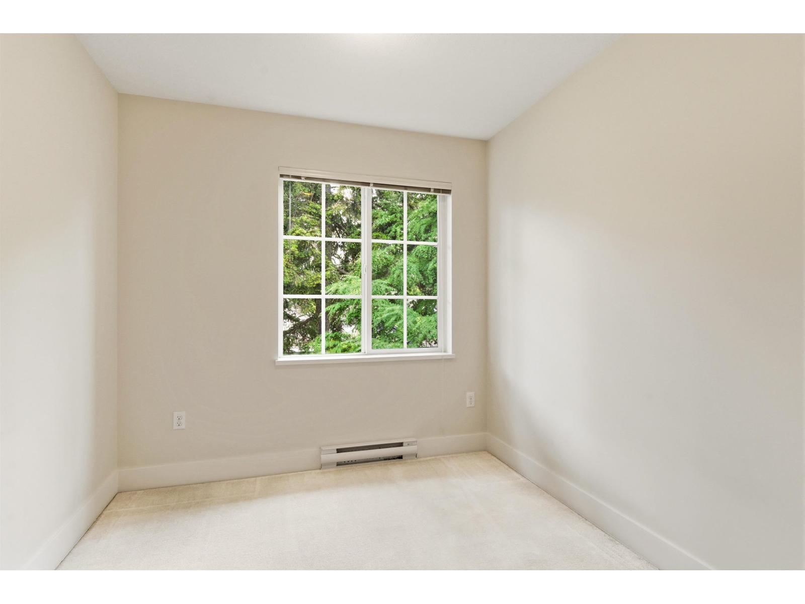 20 3399 151st Street Property Photo 17