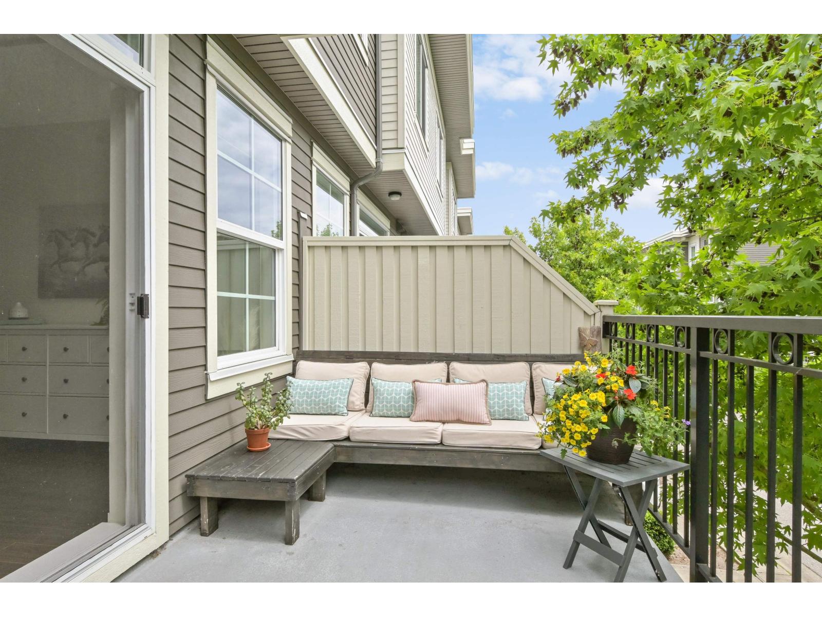 20 3399 151st Street Property Photo 23