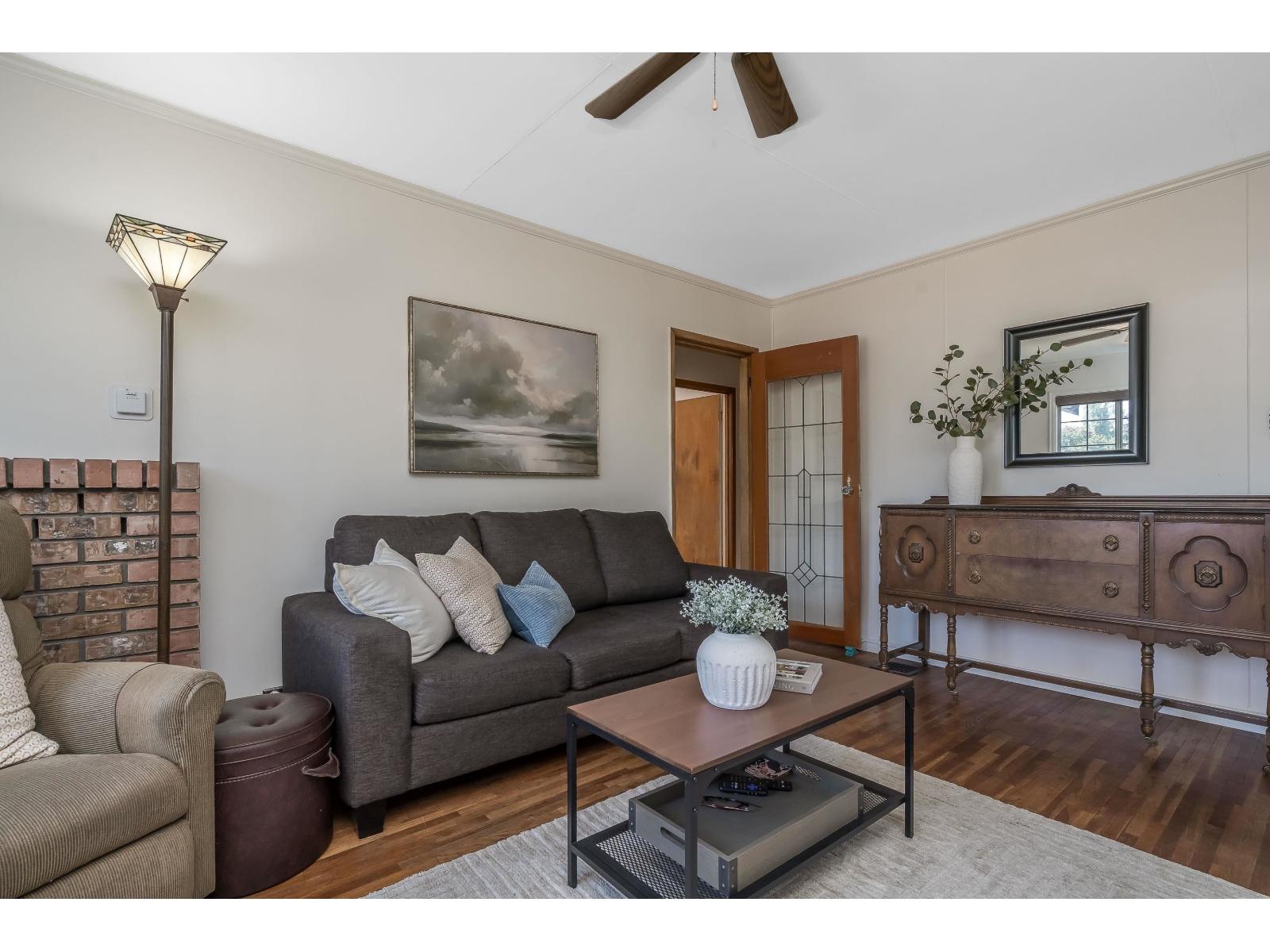 8992 Royal Street Property Photo 5