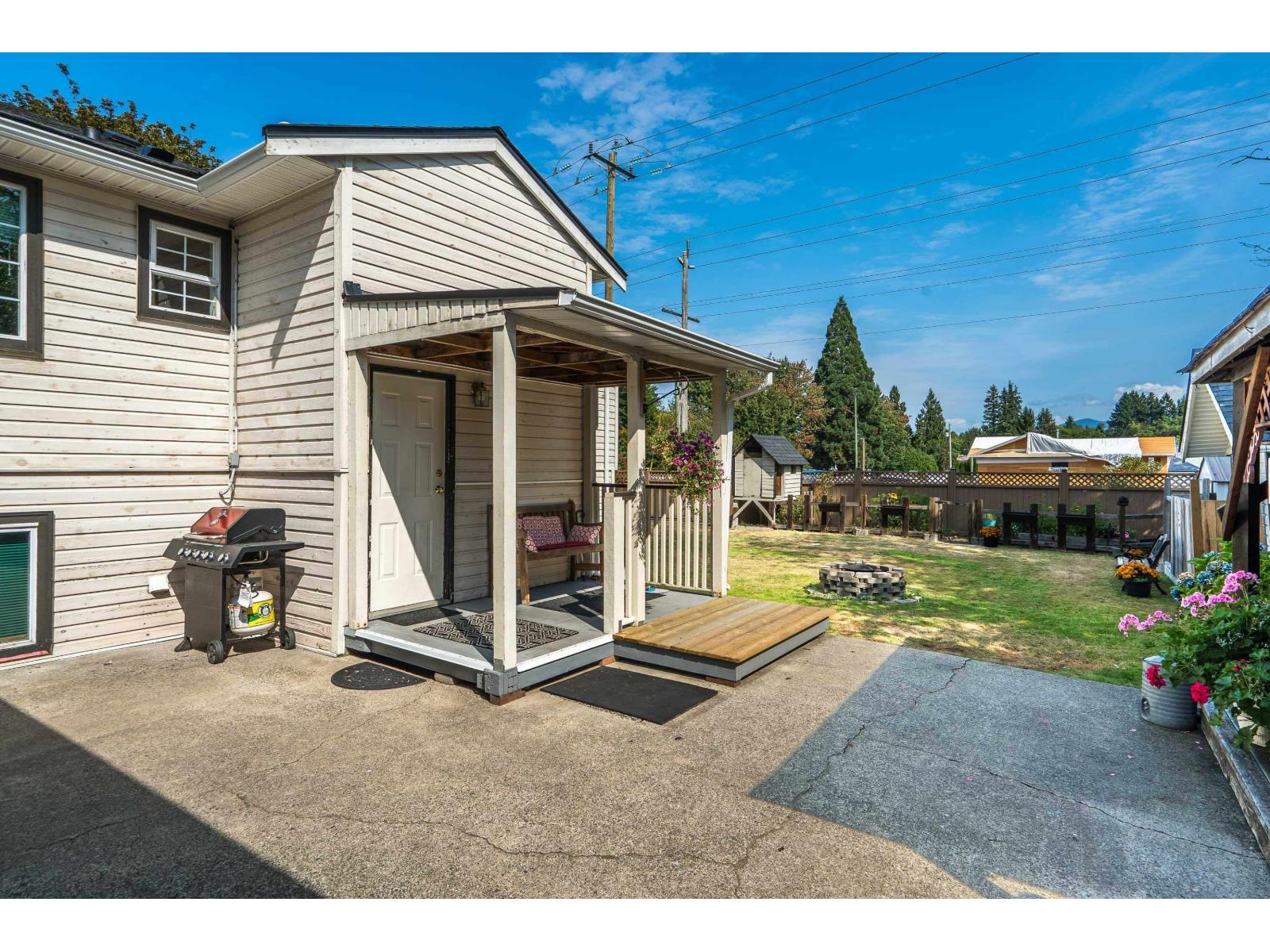 8992 Royal Street Property Photo 28