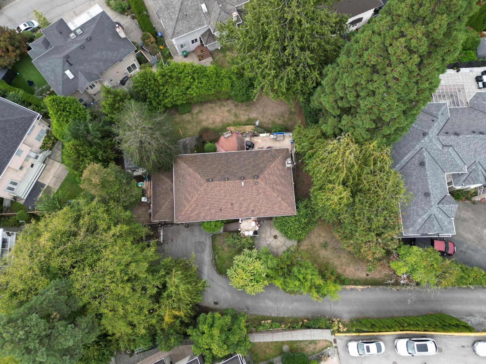 9947 116a Street Property Photo 7