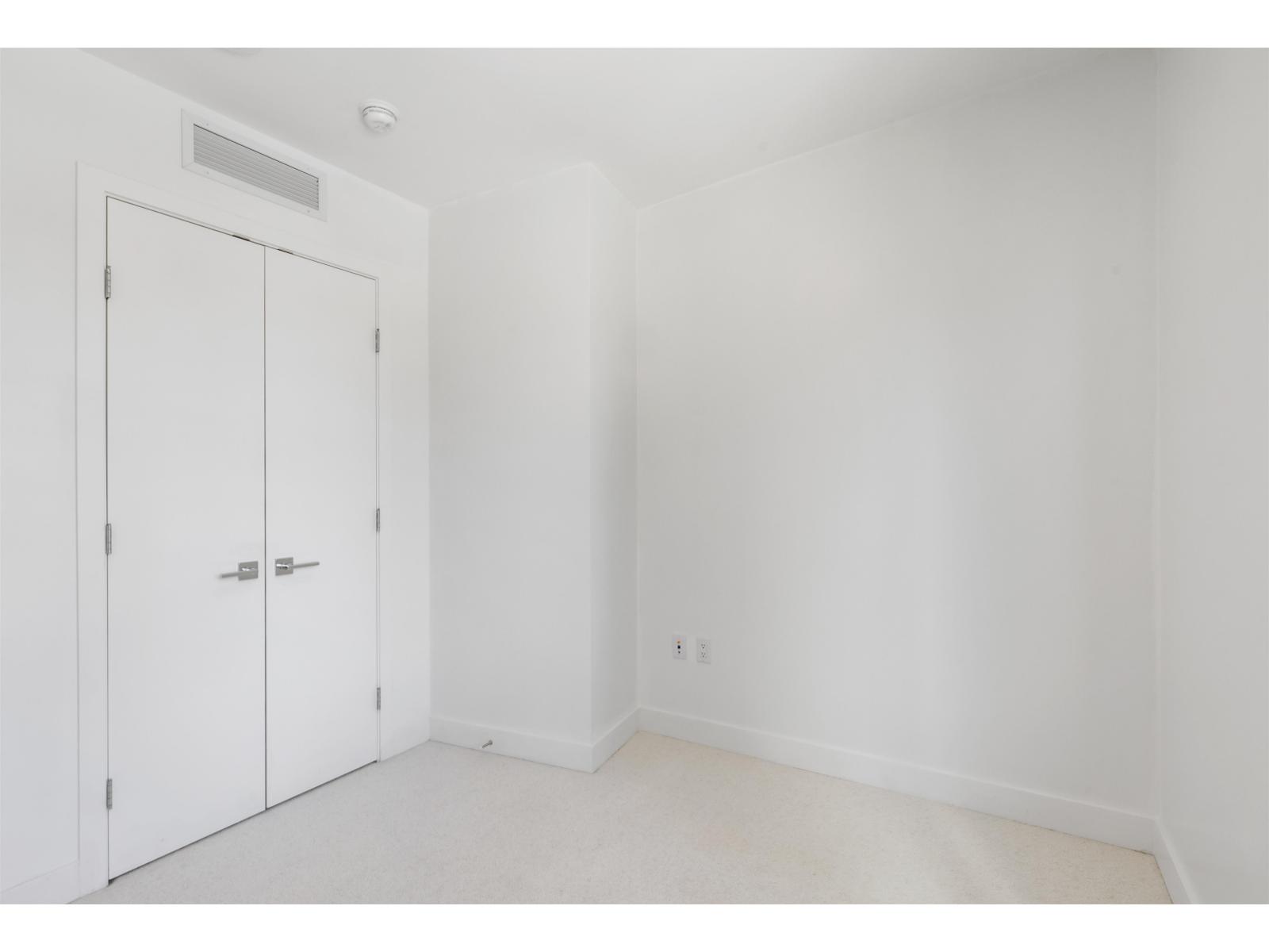 307 1588 Johnston Road Property Photo 22