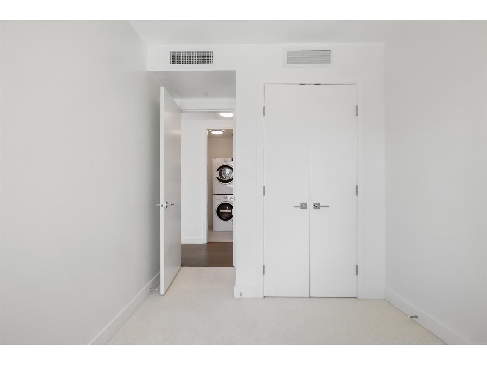 307 1588 Johnston Road Property Photo 23