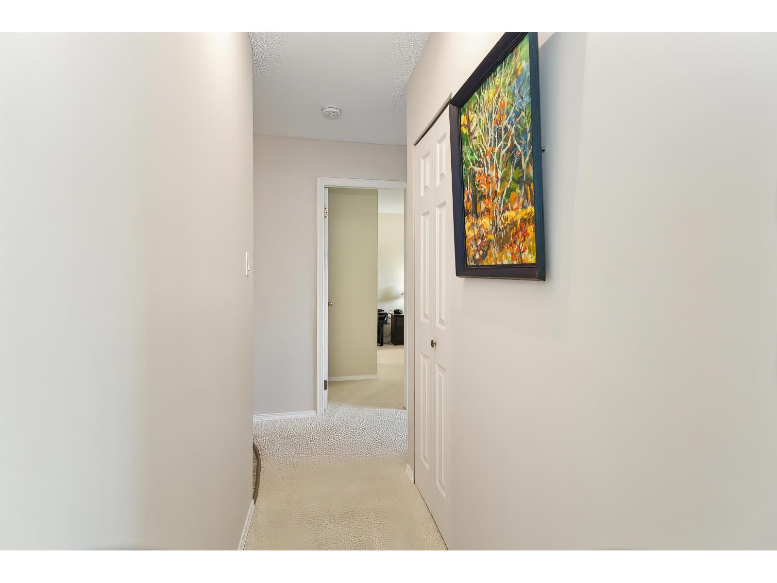 102 32910 Amicus Place Property Photo 5