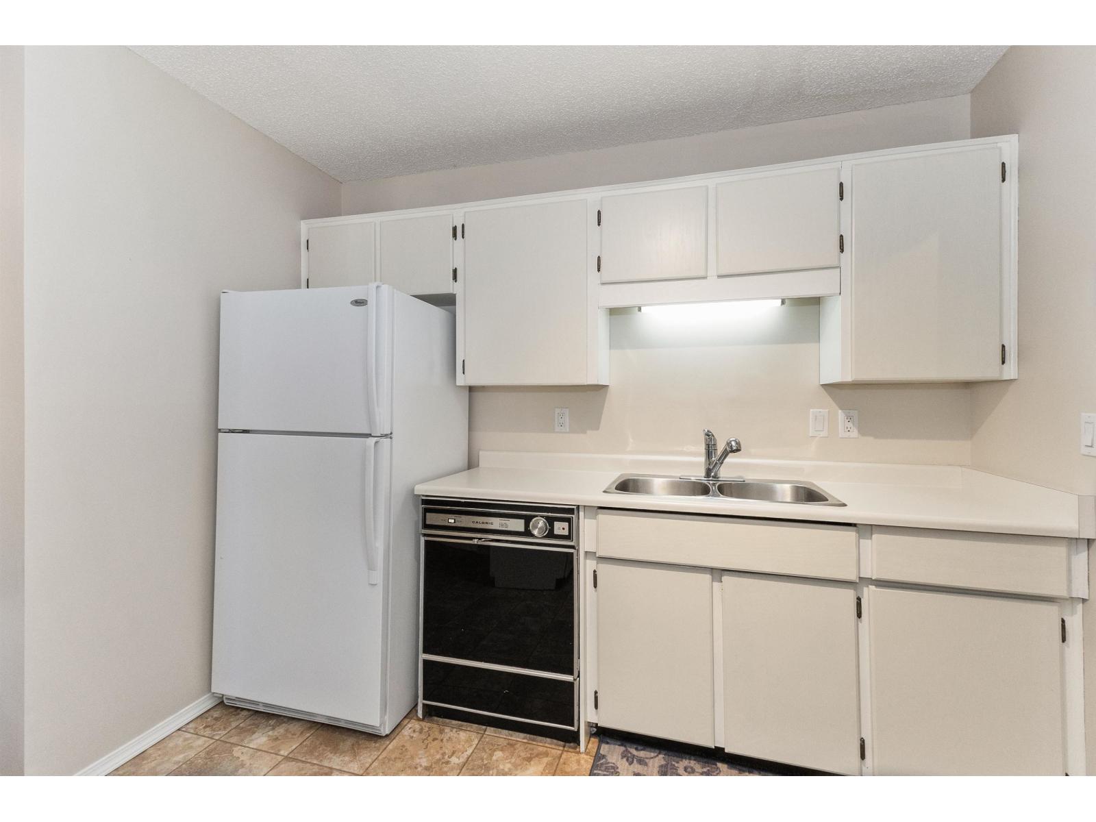 102 32910 Amicus Place Property Photo 7