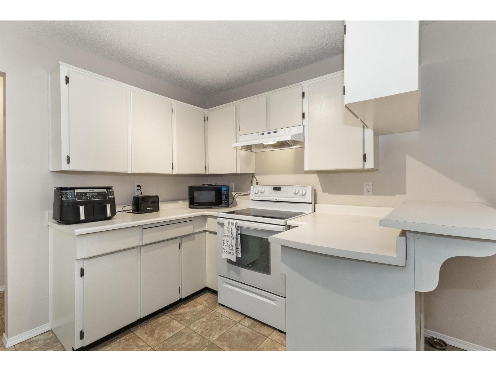 102 32910 Amicus Place Property Photo 8