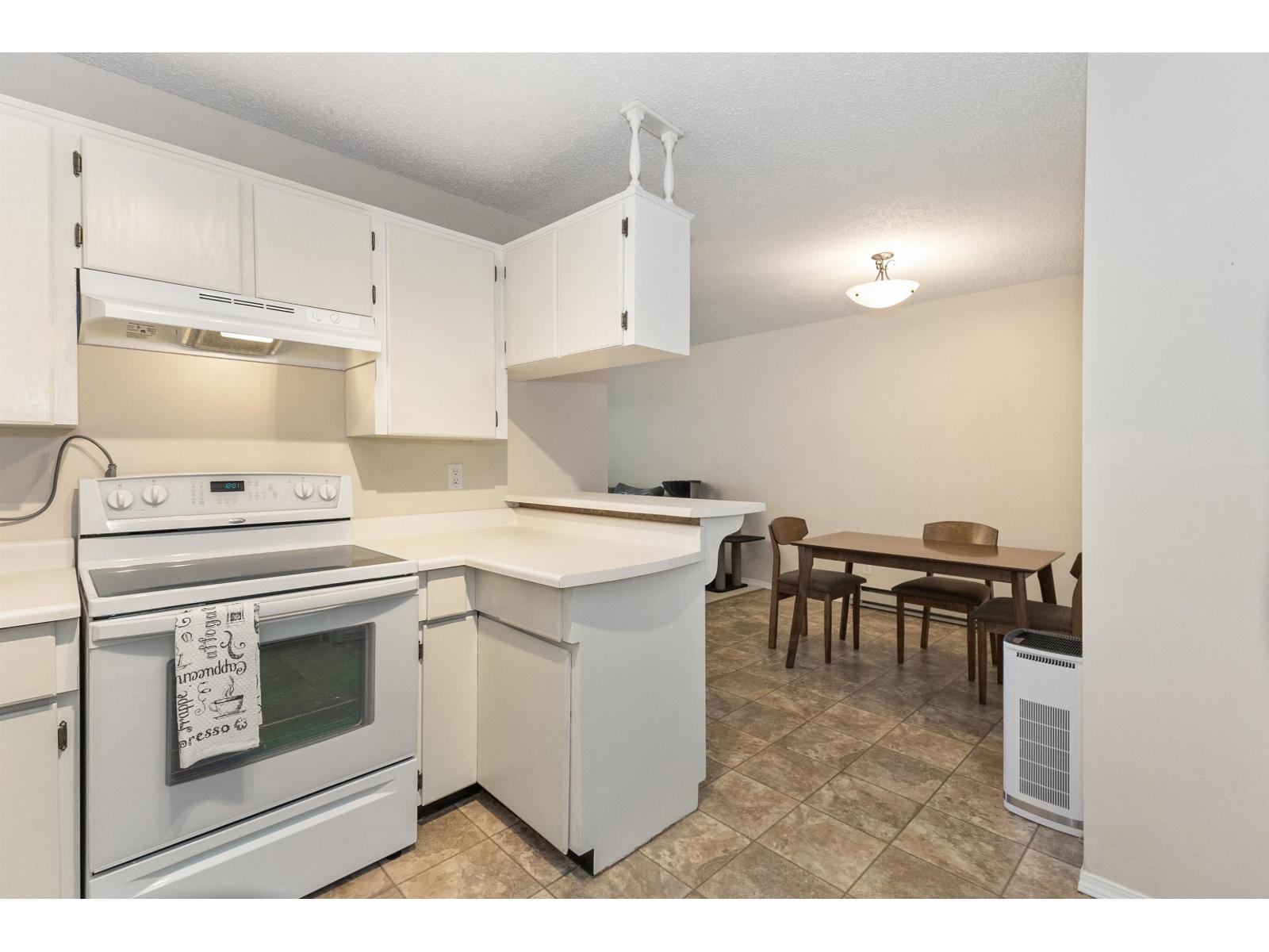 102 32910 Amicus Place Property Photo 9