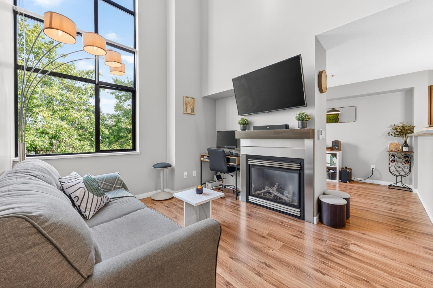 416 10866 CITY PARKWAY Property Photo 1