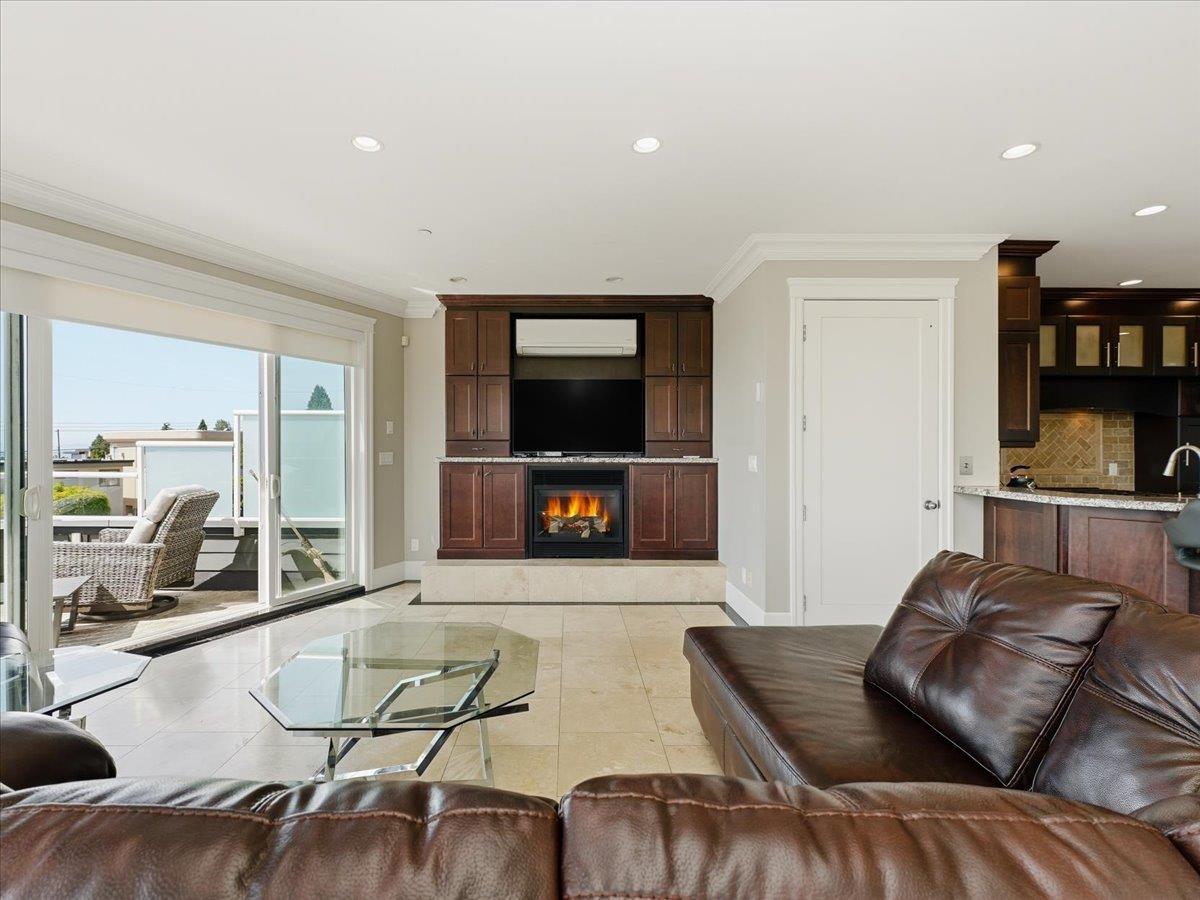 1087 Finlay Street Property Photo 12