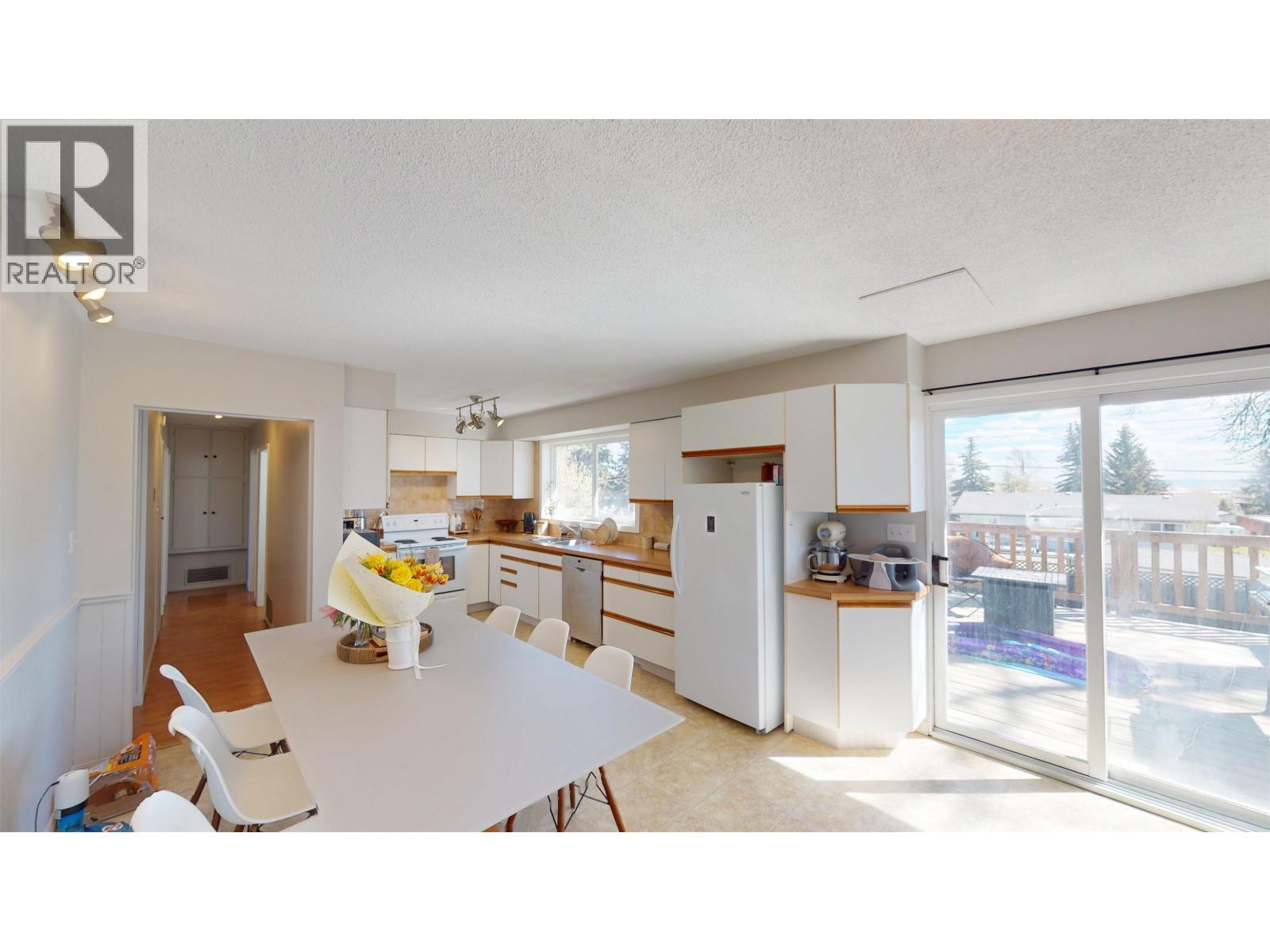 10515 104 Avenue Property Photo 11
