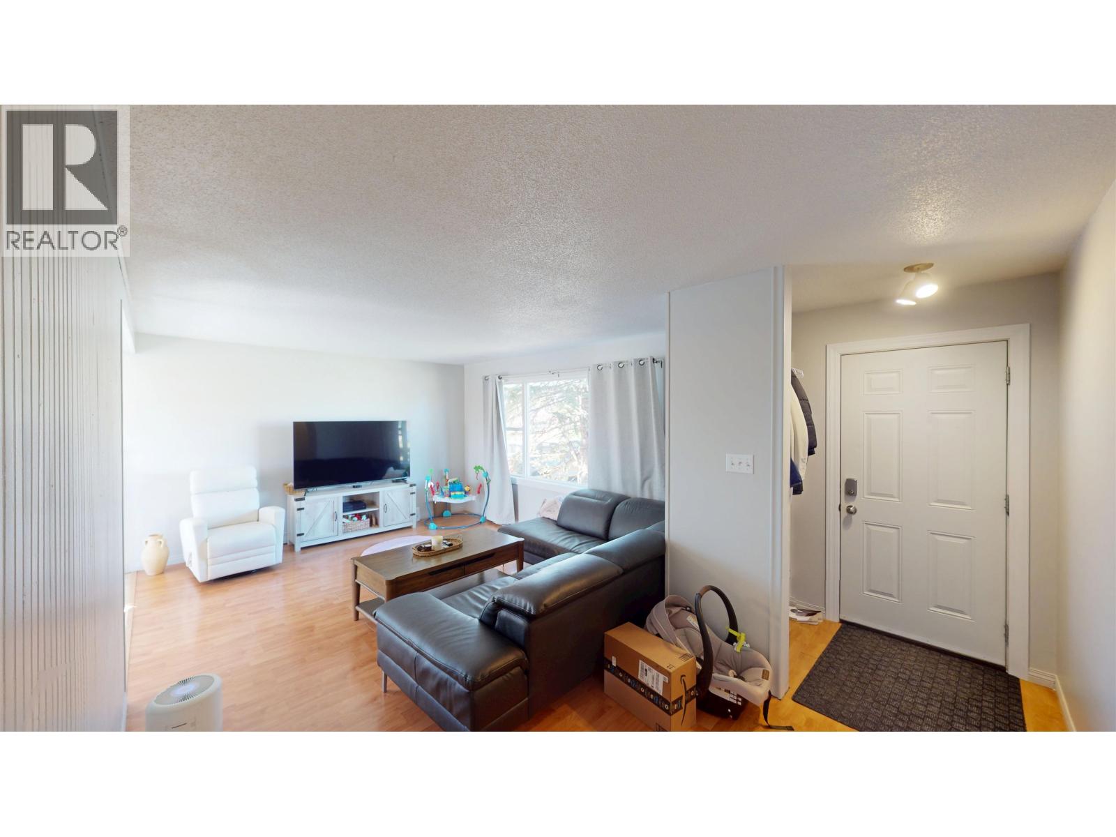 10515 104 Avenue Property Photo 12