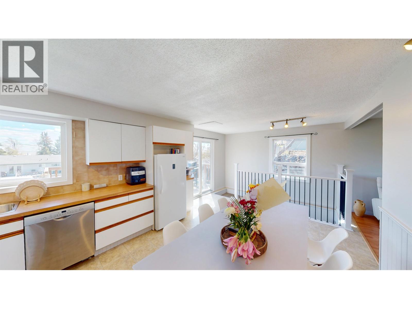 10515 104 Avenue Property Photo 22
