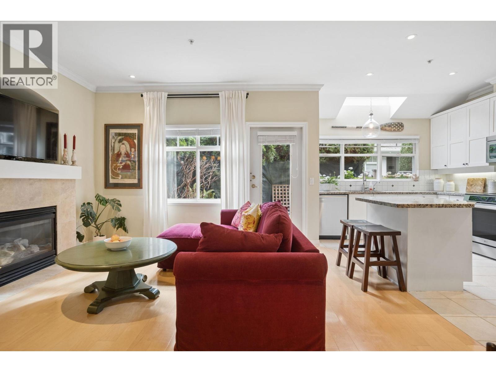 5380 Larch Street Property Photo 13