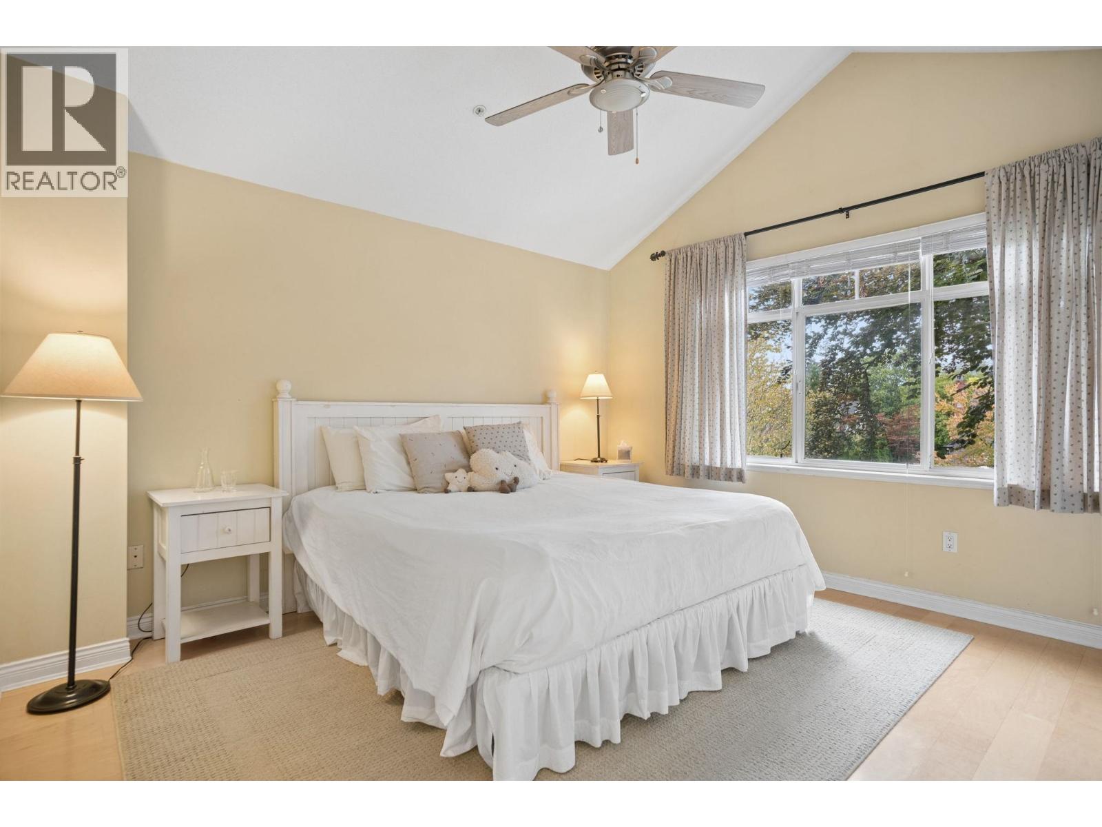 5380 Larch Street Property Photo 21