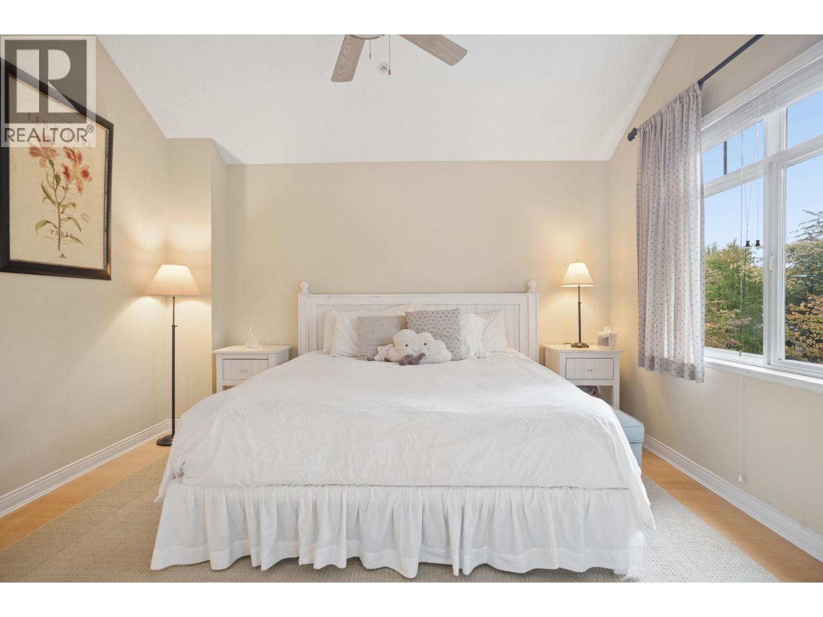 5380 Larch Street Property Photo 22