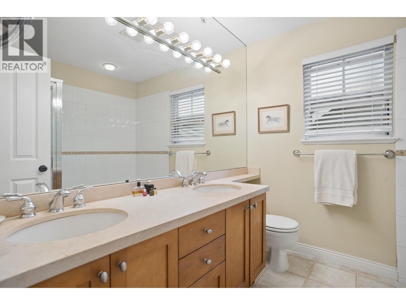 5380 Larch Street Property Photo 23
