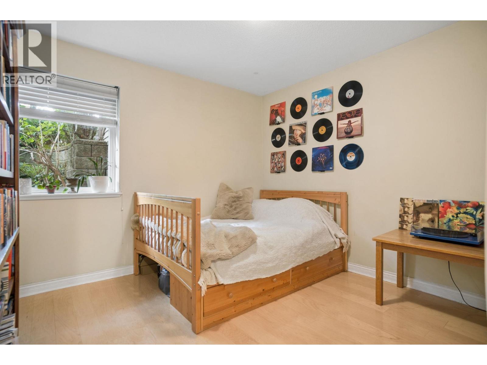 5380 Larch Street Property Photo 29