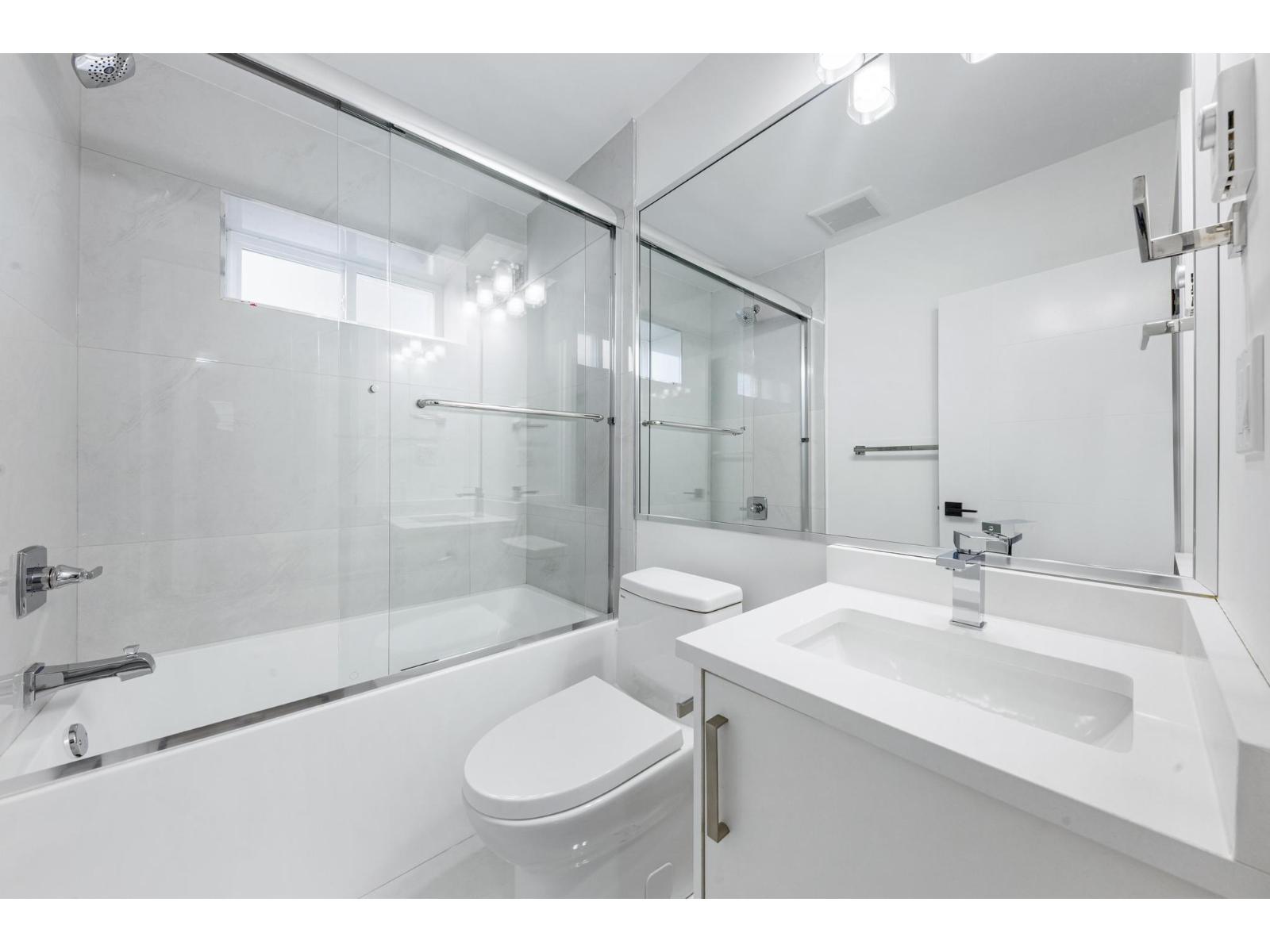 6221 148 Street Property Photo 10