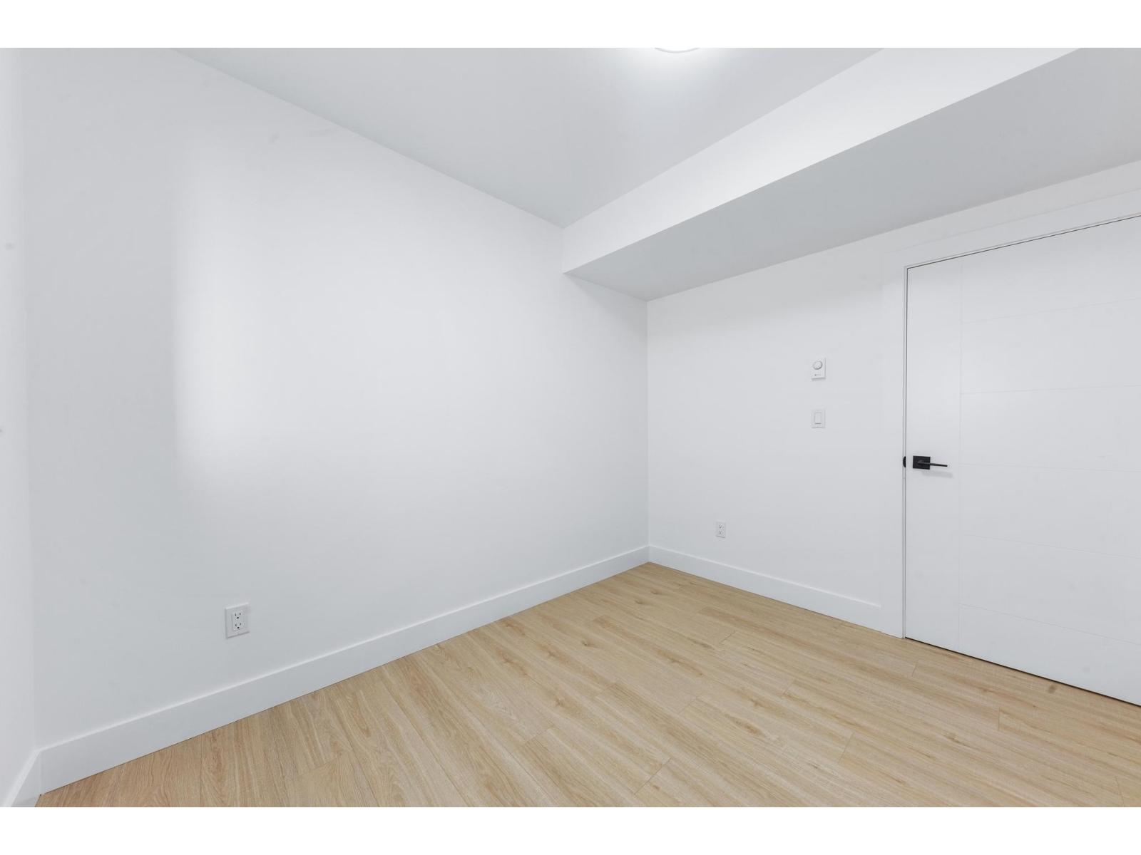 6221 148 Street Property Photo 14
