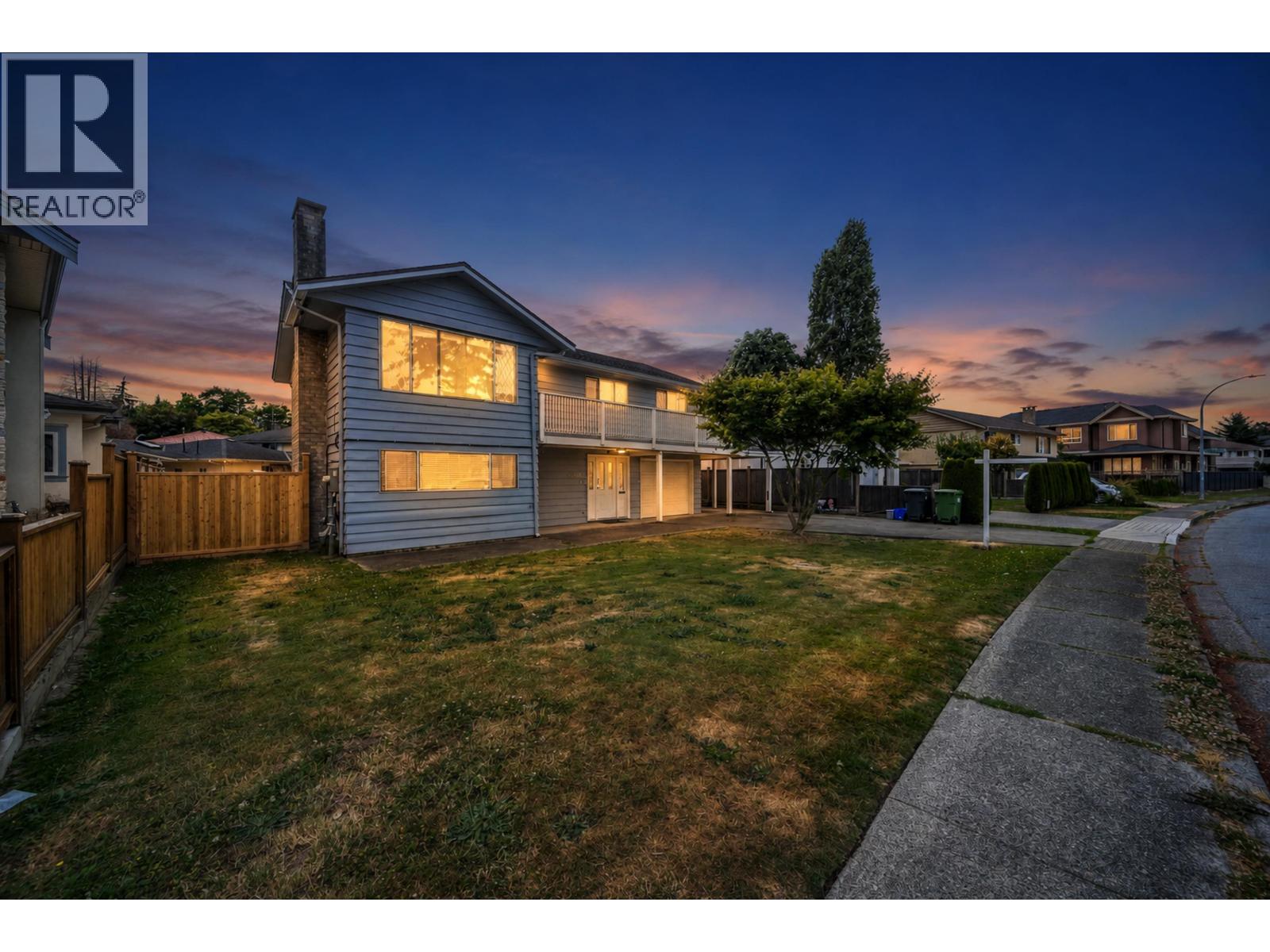 6439 Azure Road Property Photo 1