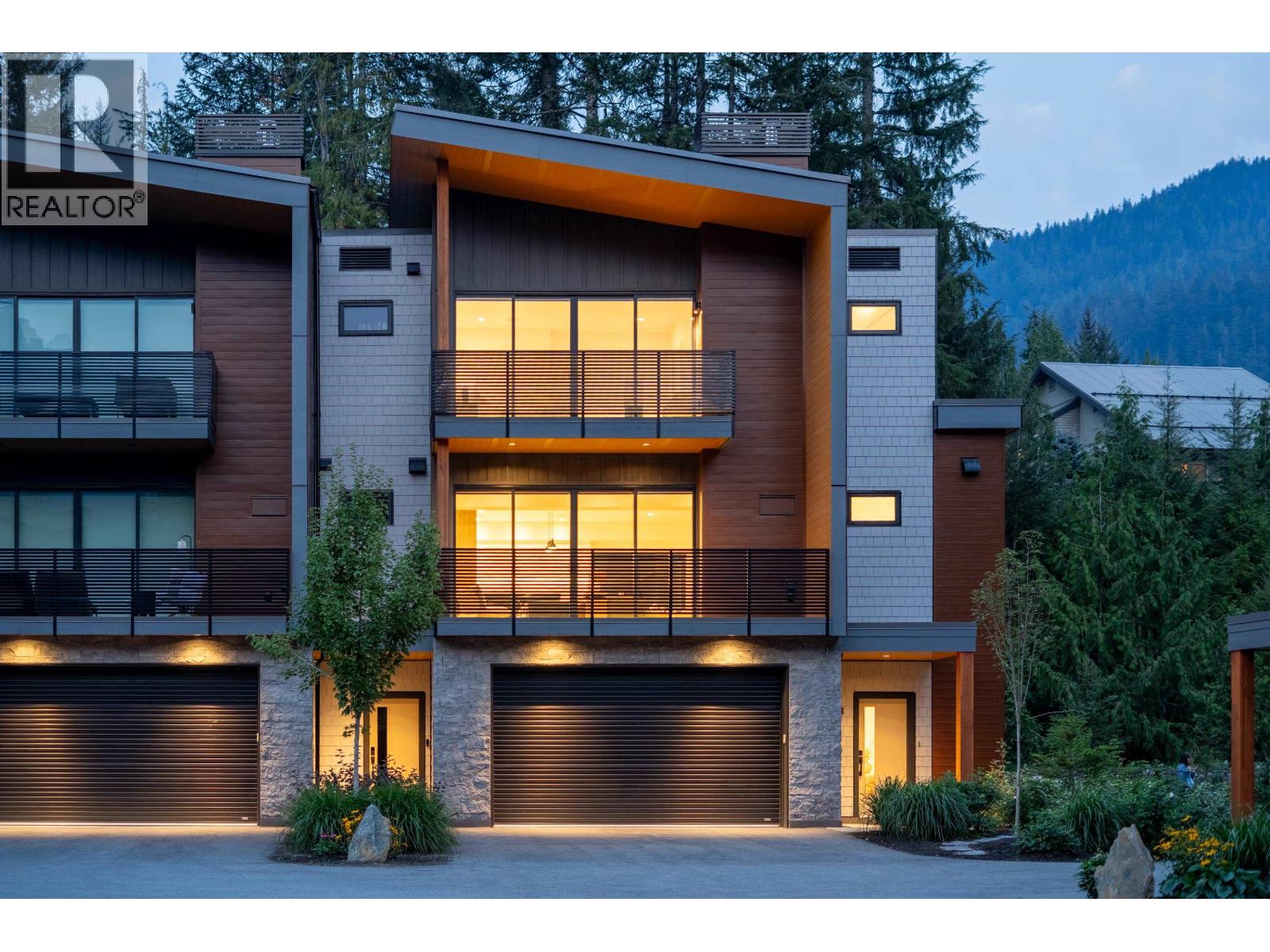 18 2077 Garibaldi Way Property Photo 1