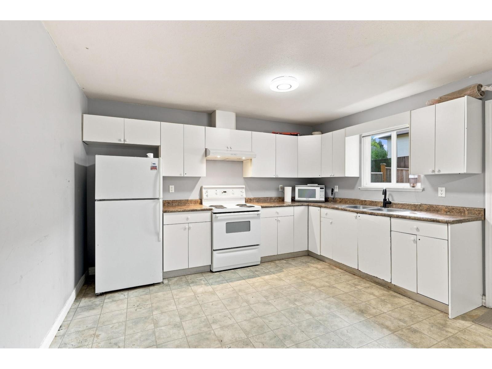 34158 Amblewood Place Property Photo 27
