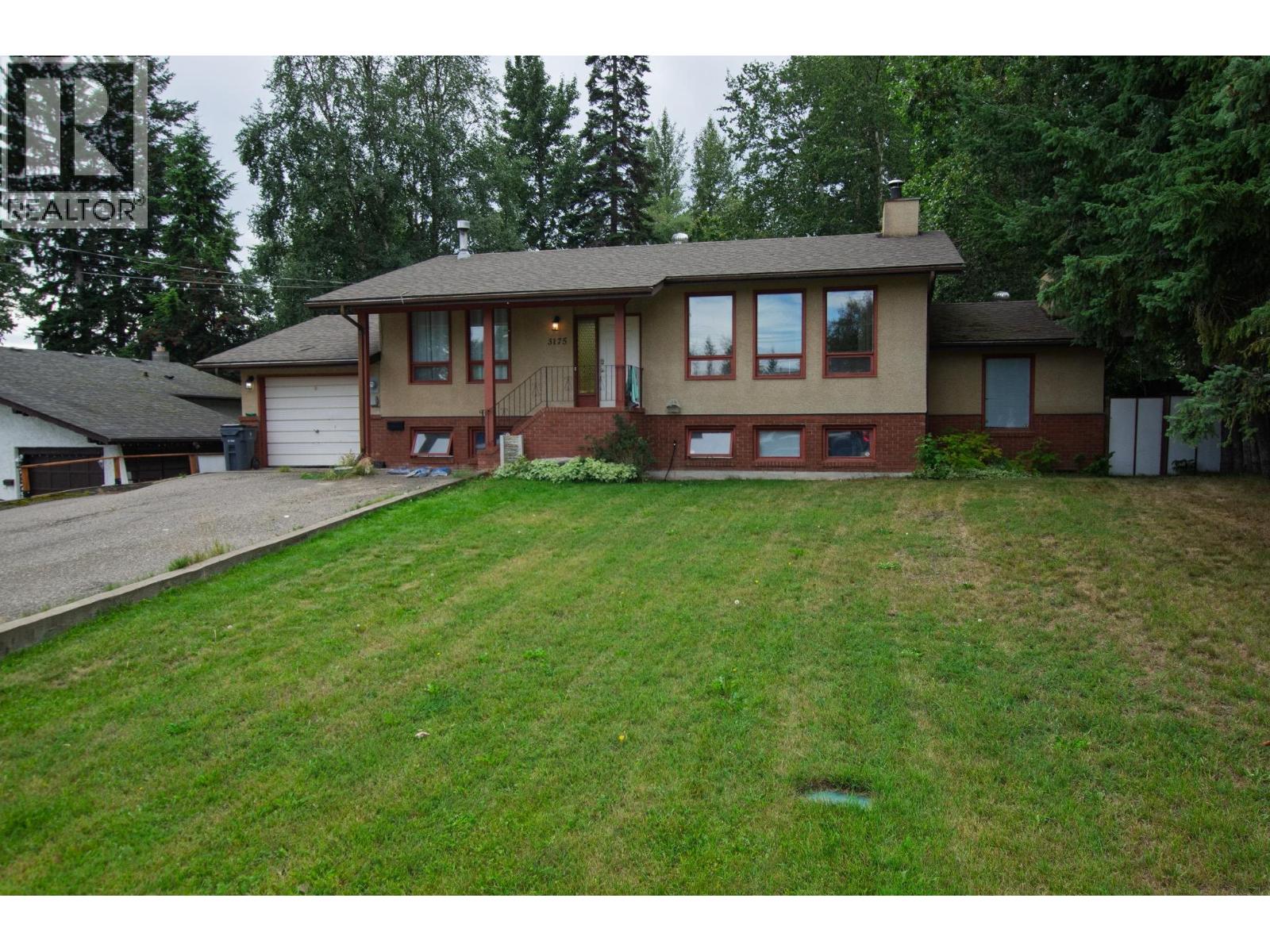 3175 WALLACE CRESCENT