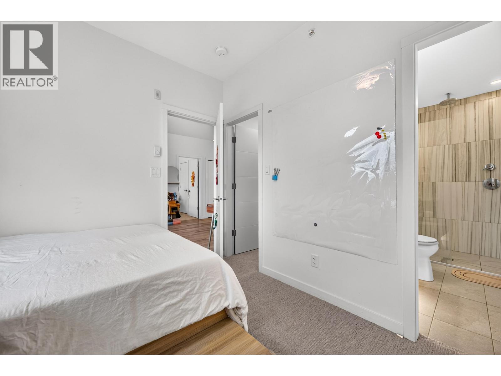 401 11639 227 Street Property Photo 22