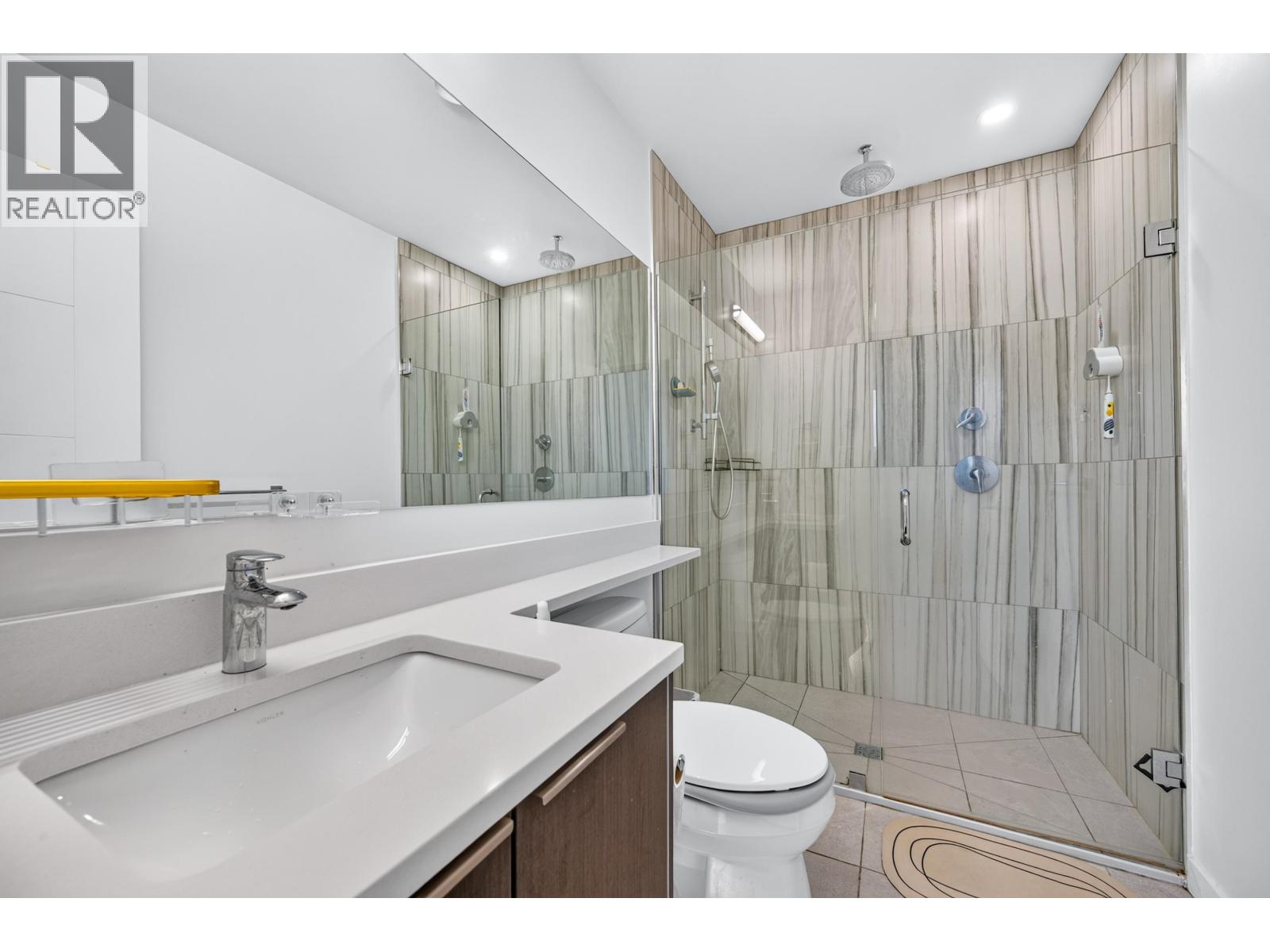 401 11639 227 Street Property Photo 24