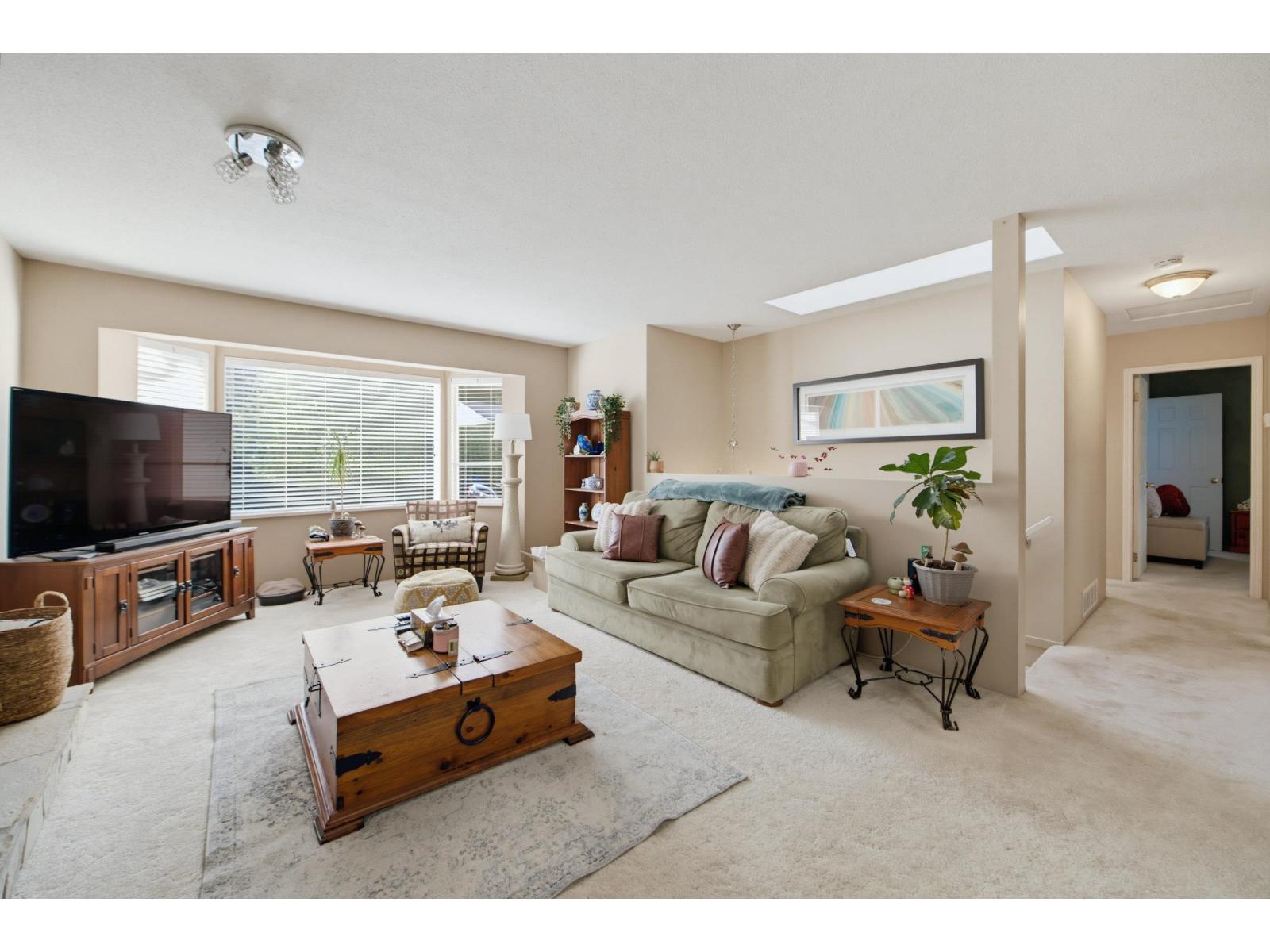 36042 Southridge Place Property Photo 8