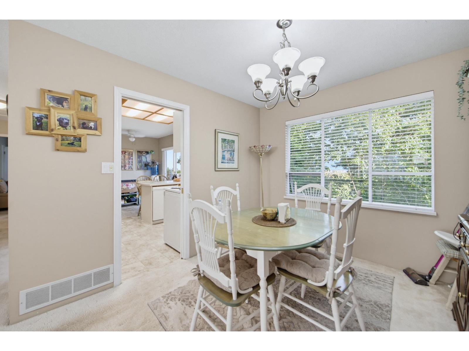 36042 Southridge Place Property Photo 11