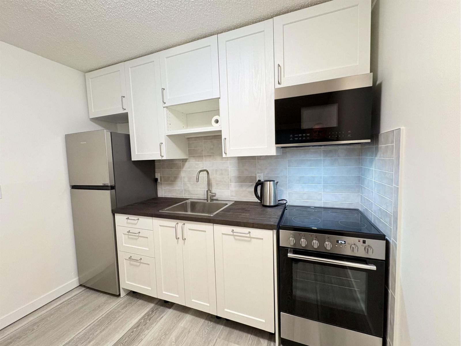 45749 Spadina Avenue #111 Property Photo 4