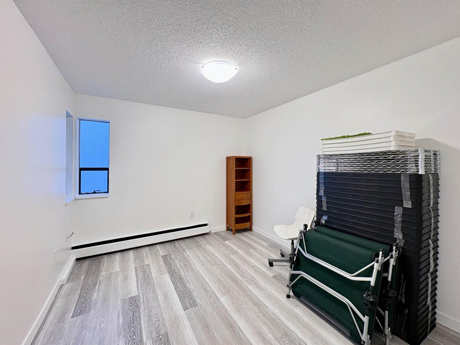 45749 Spadina Avenue #111 Property Photo 12