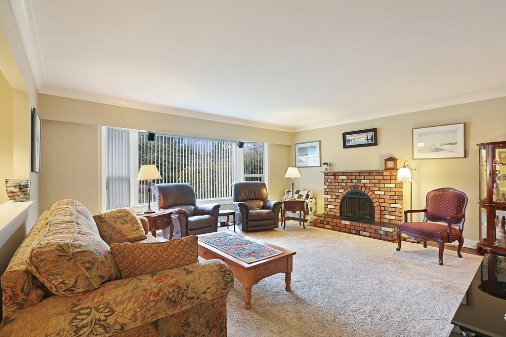 19714 36 Avenue Property Photo 6