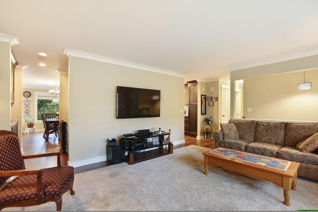 19714 36 Avenue Property Photo 10