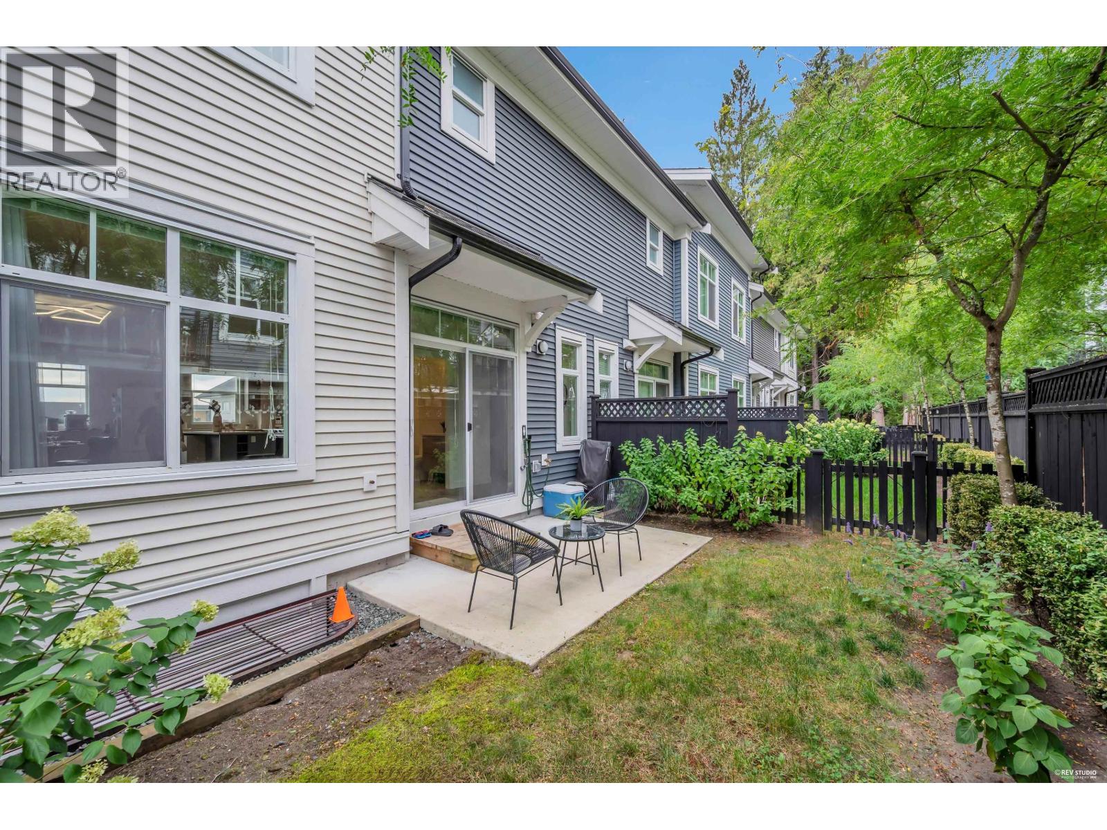 163 3565 Baycrest Avenue Property Photo 17