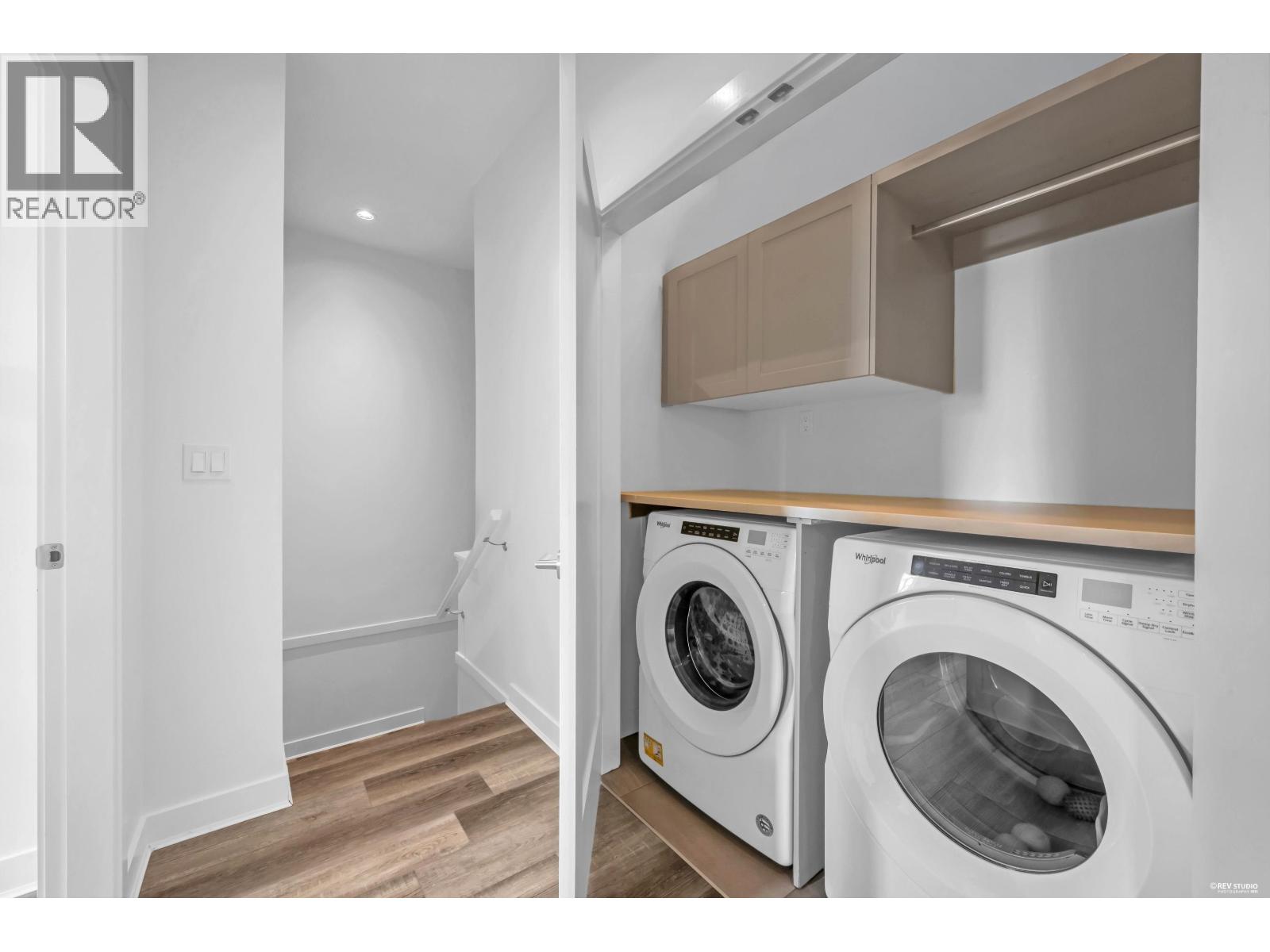 163 3565 Baycrest Avenue Property Photo 27