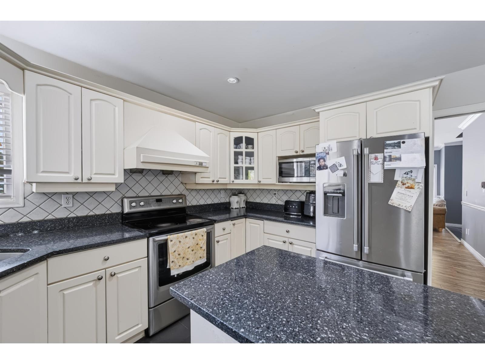 30758 Stellar Court Property Photo 6