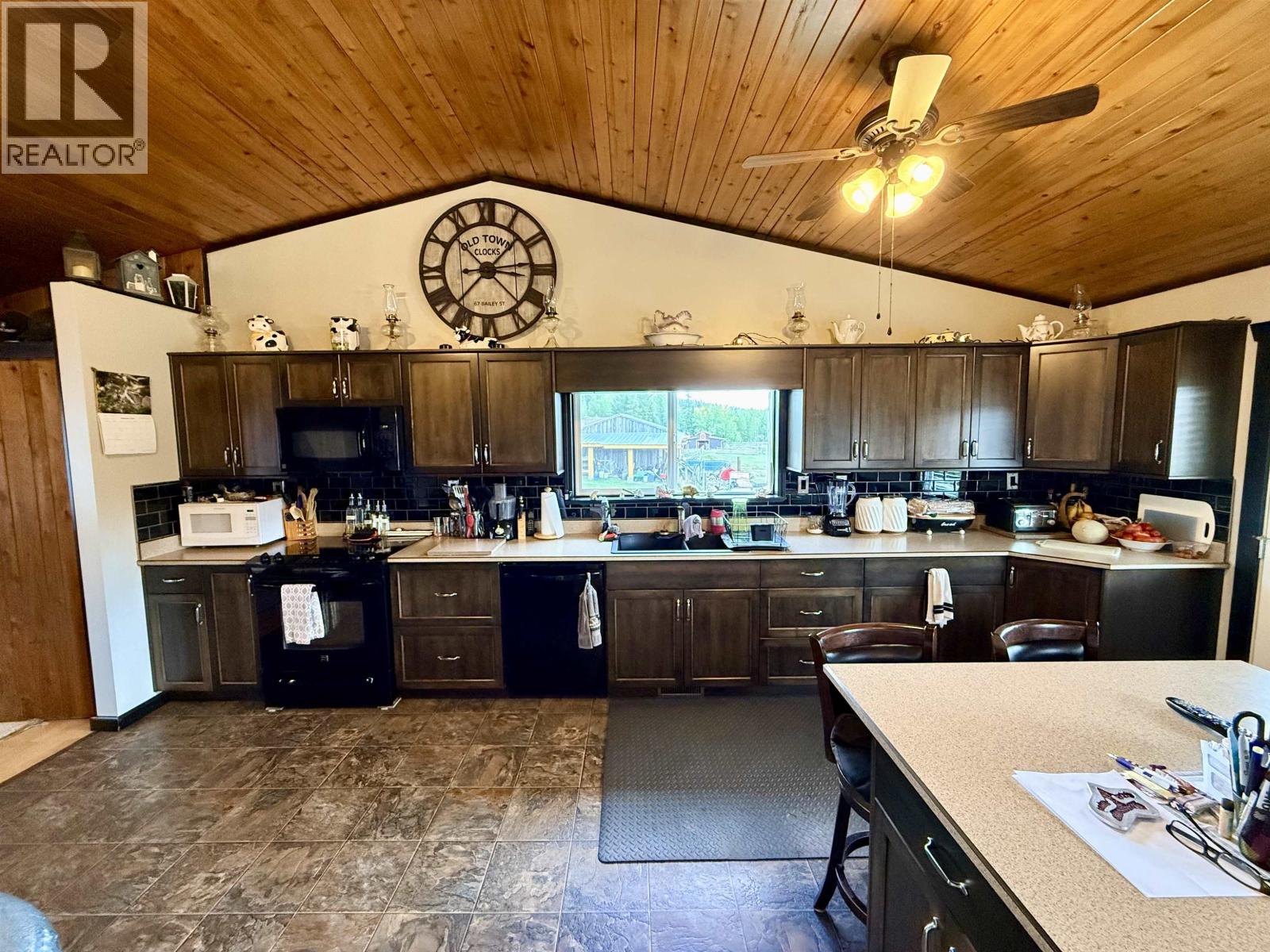 6630 Fawn Creek Road Property Photo 9