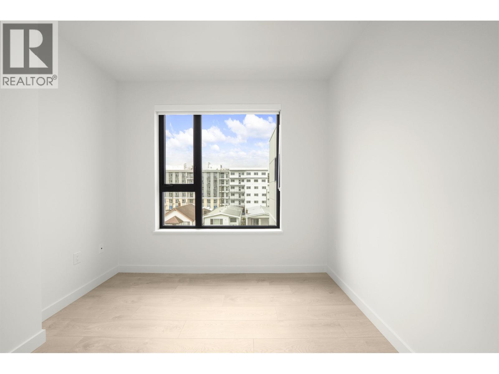 408 4928 Quebec Street Property Photo 21