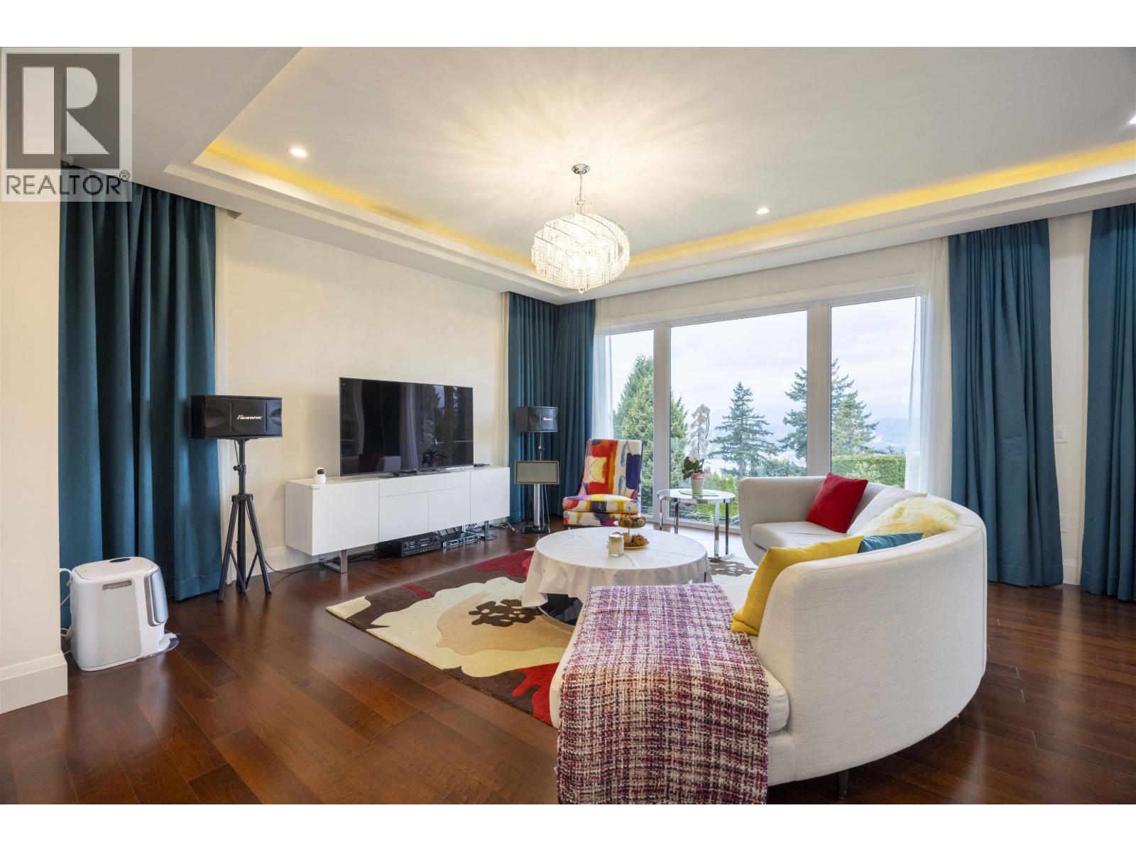 5111 Harbour View Road Property Photo 30