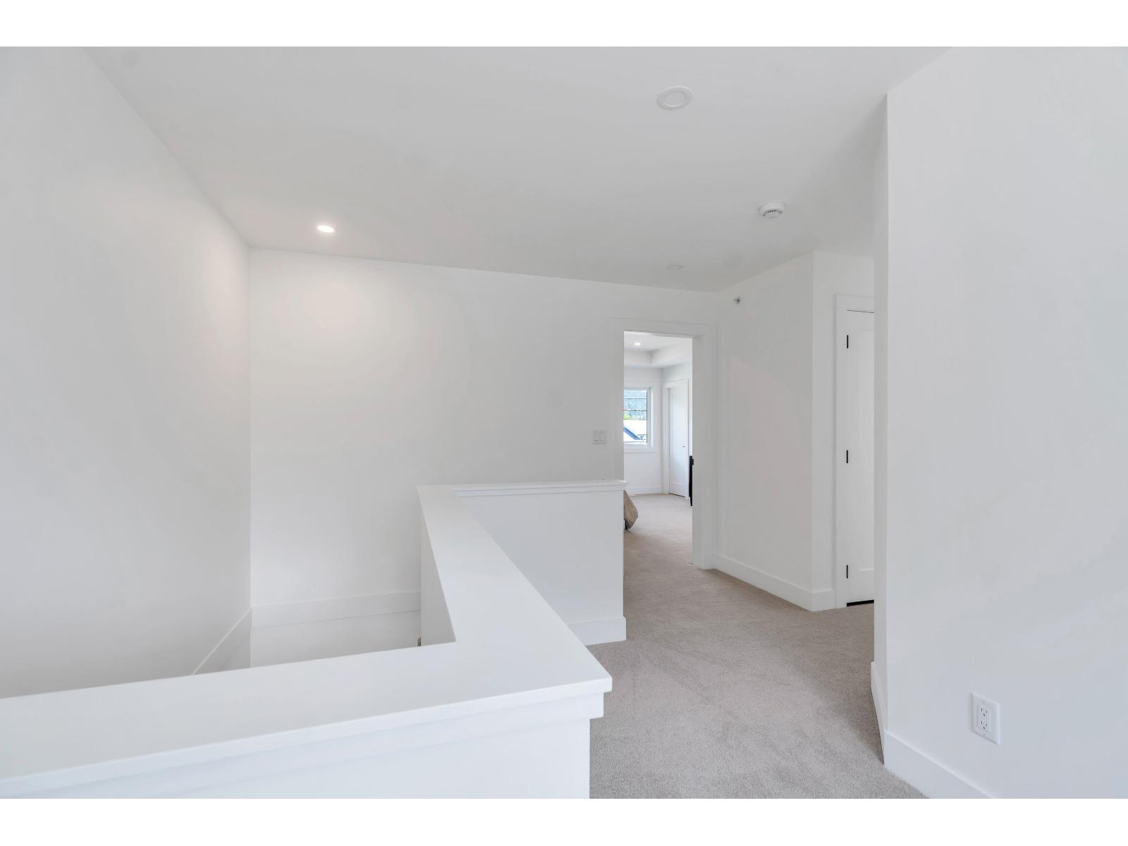 558 Park Street #3 Property Photo 24