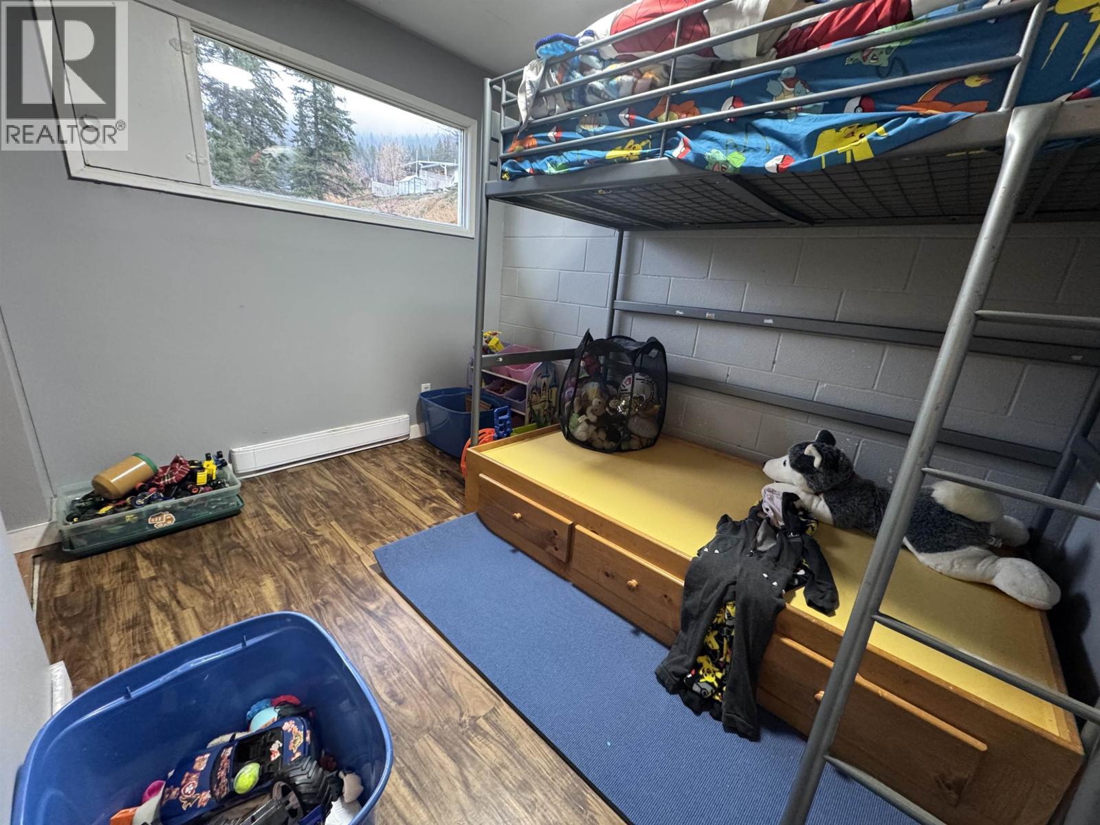 904 Toop Road Property Photo 14